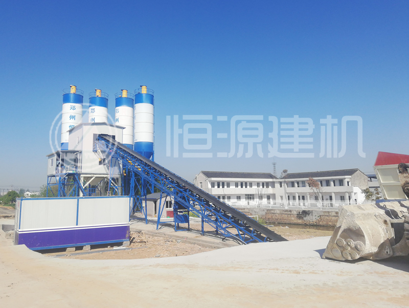 js1500攪拌站多少錢(qián)？1500型混泥土攪拌機(jī)也叫90商混站