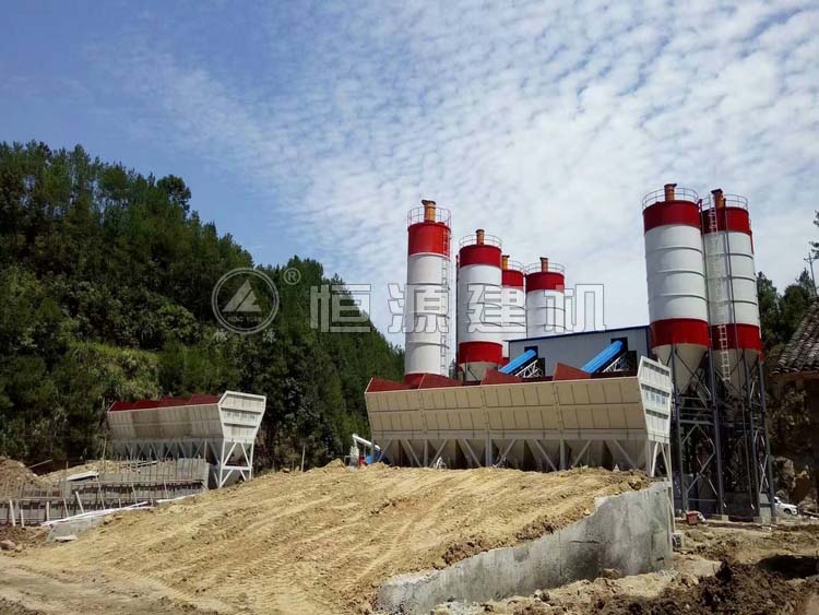 雙HZS120混凝土攪拌站,助力客戶實(shí)現(xiàn)財(cái)富夢想