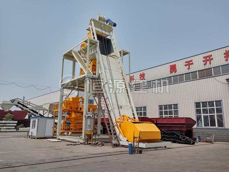 HZS180型提升斗攪拌站每小時(shí)多少方？180斗提式攪拌站哪里有？