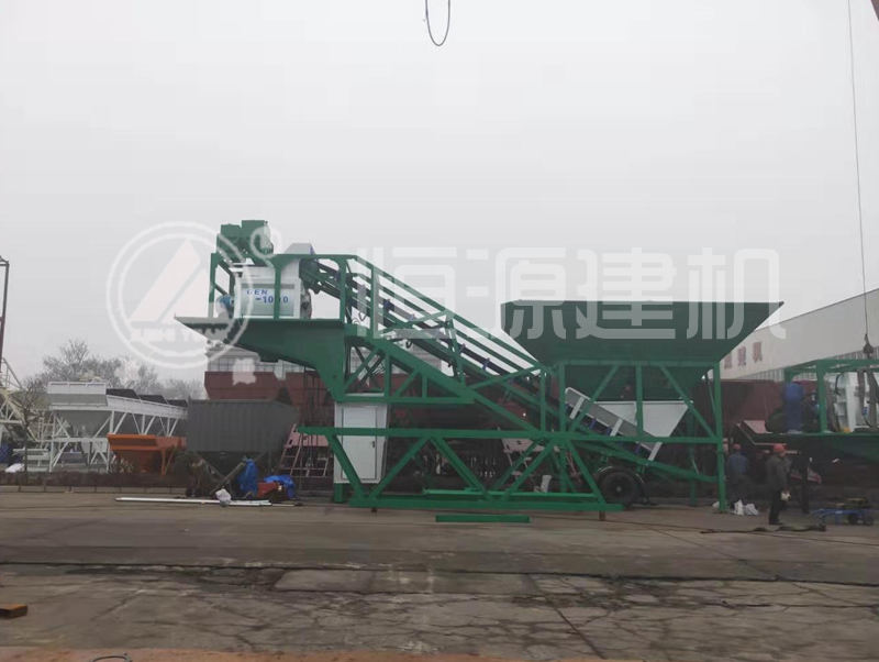 恒源建機 YHZS50型移動攪拌站發(fā)貨前試機 讓客戶無后顧之憂